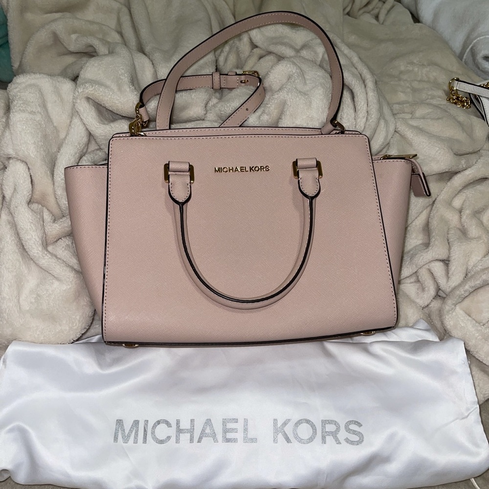 Michael Kors Crossbody Bag